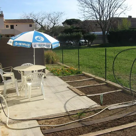 T 2 Avec Velux Sous Les Combes De 34 M2 Apartment